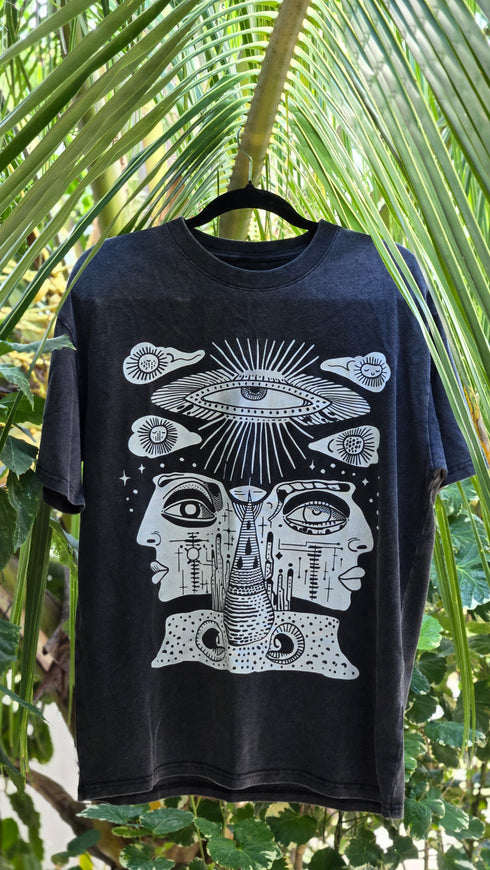 Celestial Vision - Fluffy Vintage Heavyweight T-Shirt
